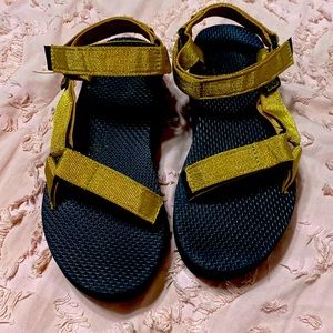 Teva Gold Platforms